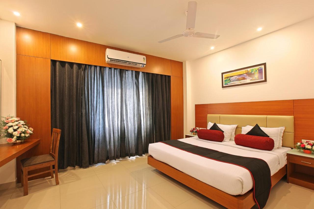 Park Residency Hotel Kozhikode Exterior photo